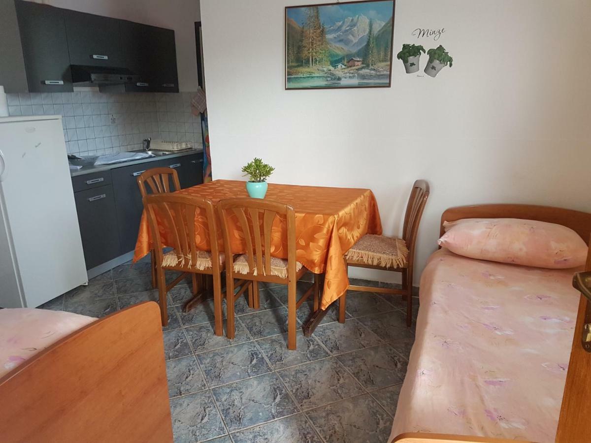 Apartman Edin Умаг Екстериор снимка